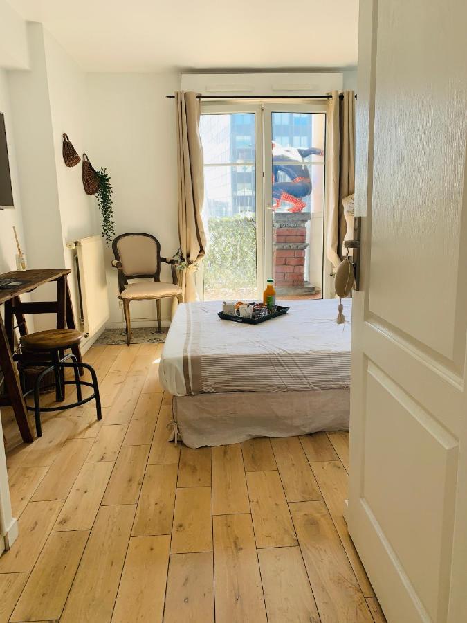 Bed&Breakfast Luxe La Défense U-Arena Courbevoie Esterno foto